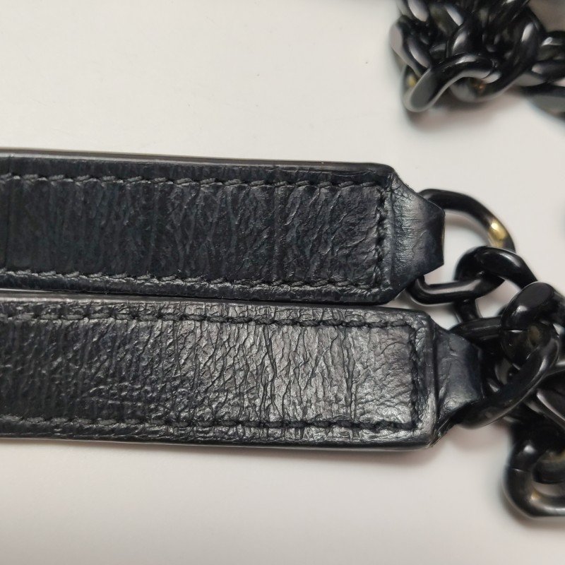 Saint Laurent Niki中型牛皮純色YSL標誌單肩包-13