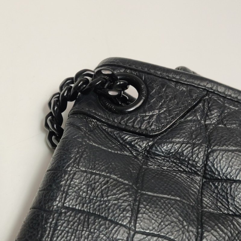 Saint Laurent Niki中型牛皮純色YSL標誌單肩包-18
