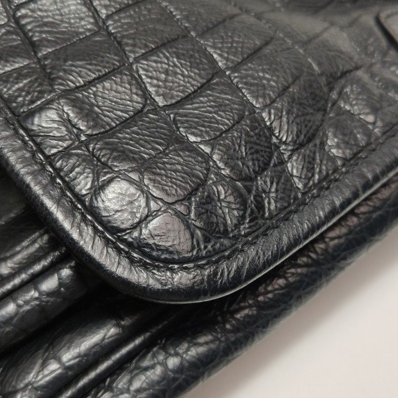 Saint Laurent Niki中型牛皮純色YSL標誌單肩包-27