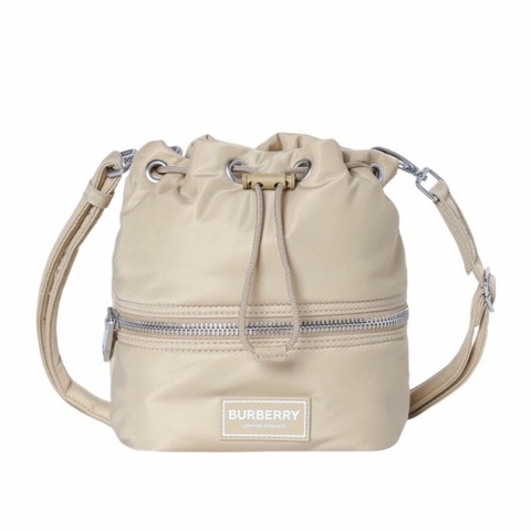 Burberry 女士 抽繩水桶包均碼碼22cm*12cm*17cm