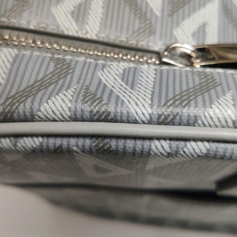Dior Hit The Road牛皮拼色字母Logo斜背包單肩包-18