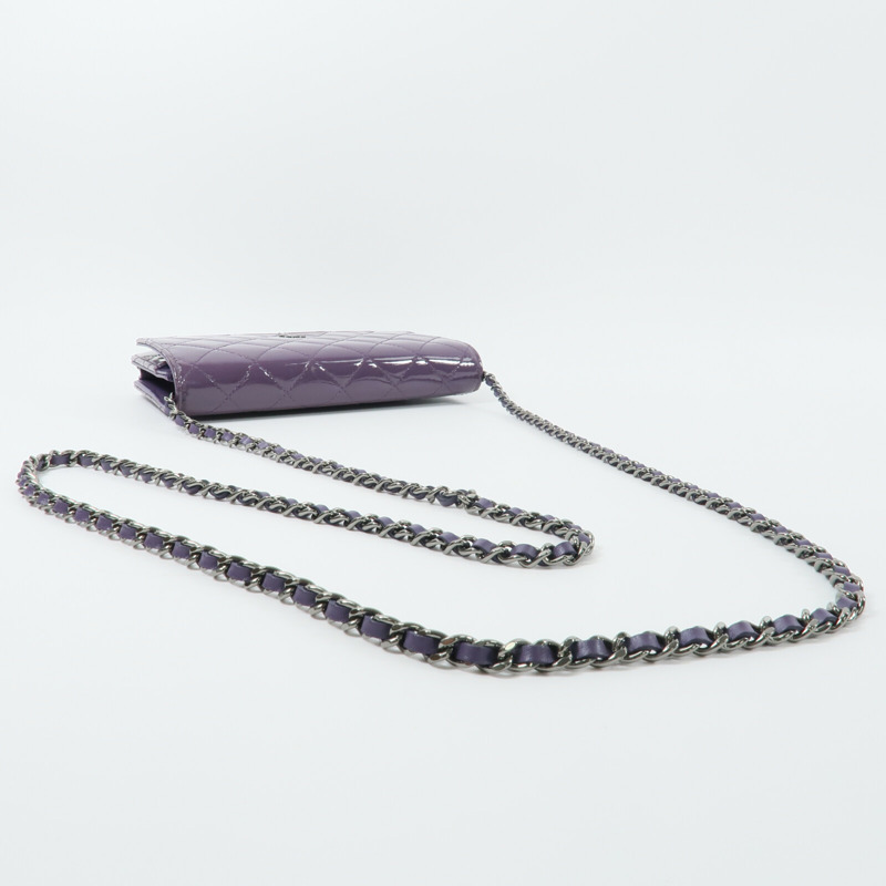 CHANEL 漆皮皮革WOC Wallet On Chain鏈帶肩背袋-10
