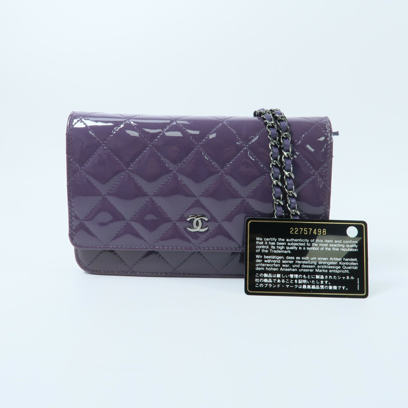 CHANEL 漆皮皮革WOC Wallet On Chain鏈帶肩背袋-12