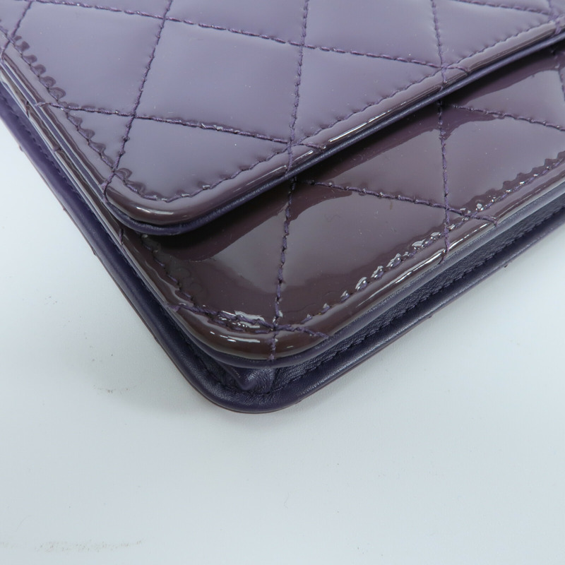 CHANEL 漆皮皮革WOC Wallet On Chain鏈帶肩背袋-13