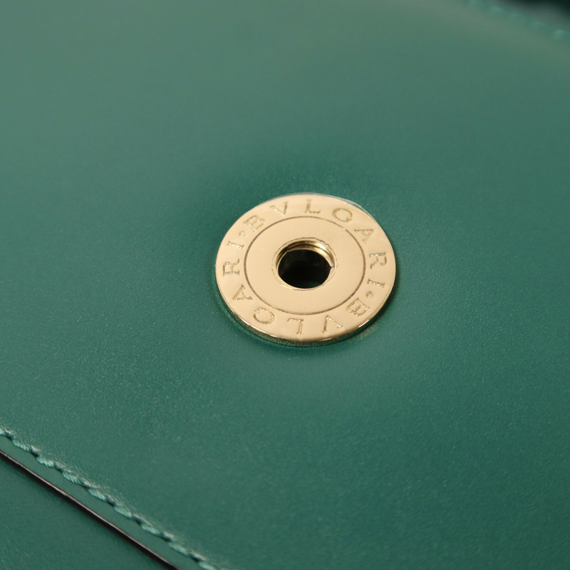BVLGARI 牛皮皮革Serpenti Forever East West鏈帶肩背袋-9