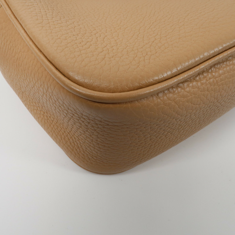 GUCCI 牛皮皮革Soho Disco肩背袋-14