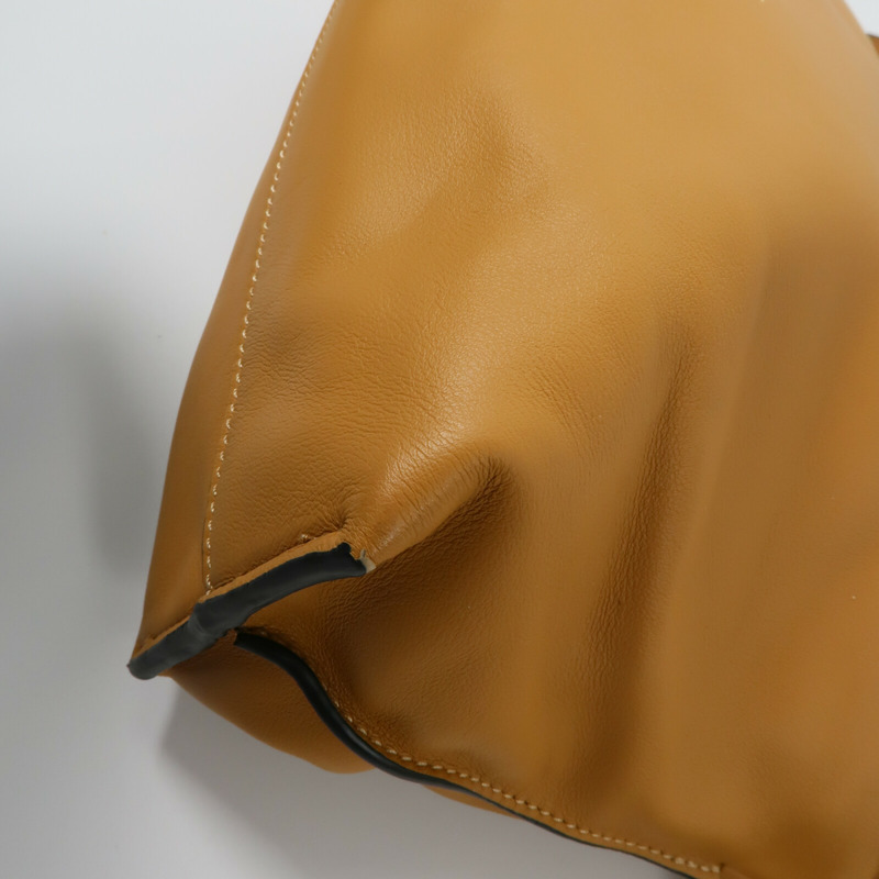 LOEWE 牛皮皮革Flameneo Medium肩背袋-12