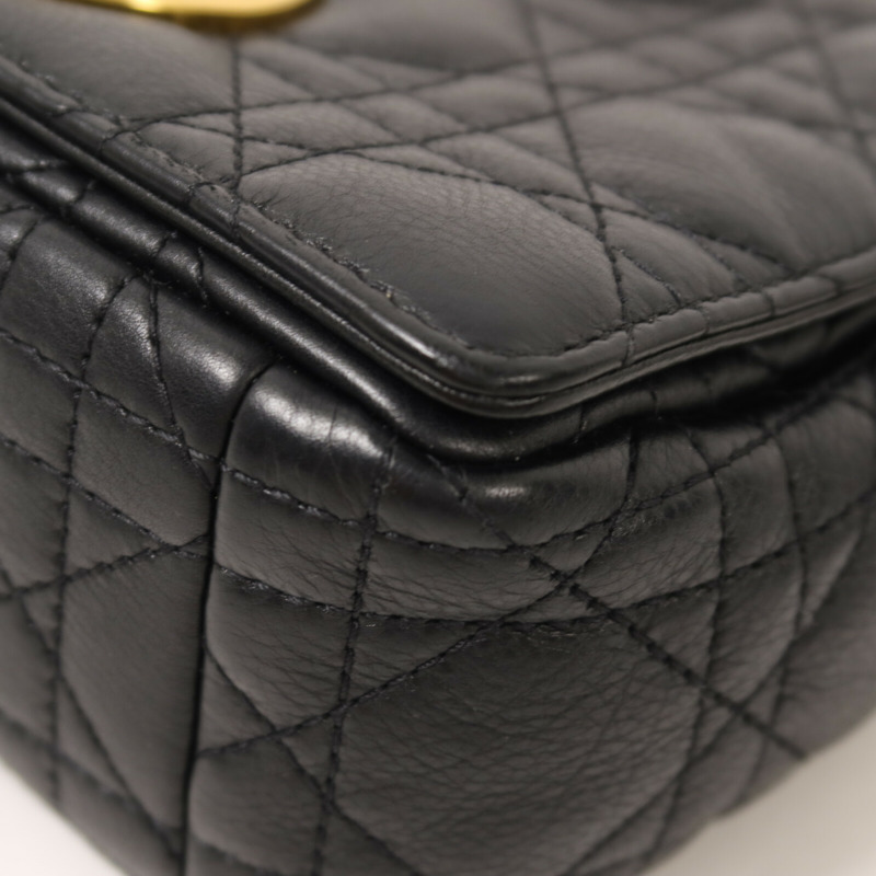 Dior 牛皮皮革Caro Bag Medium鏈帶肩背袋-12