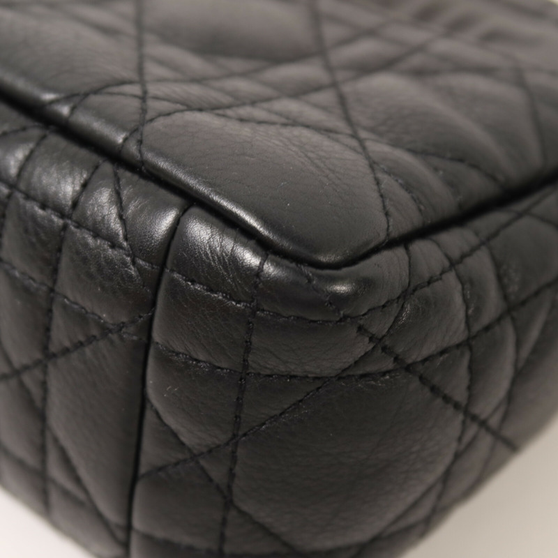 Dior 牛皮皮革Caro Bag Medium鏈帶肩背袋-14