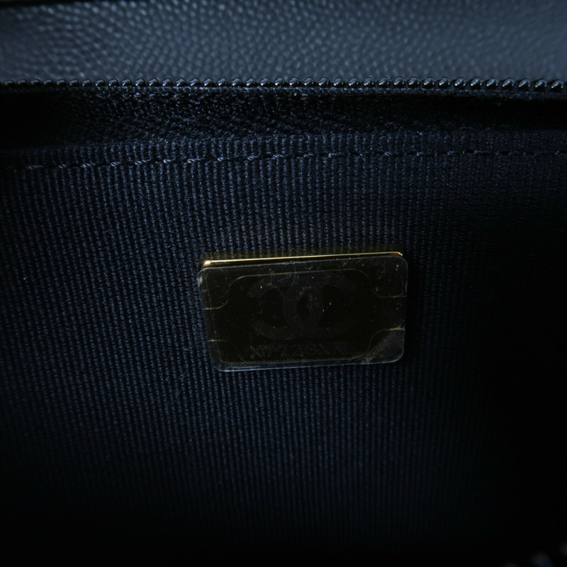 CHANEL 牛皮皮革WOC Wallet On Chain鏈帶肩背袋-7