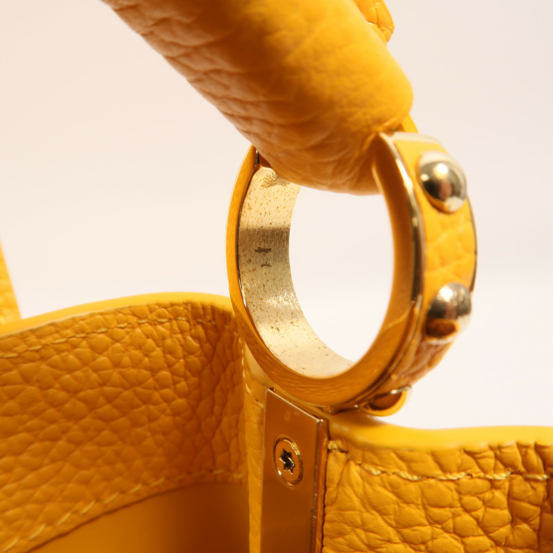 LOUIS VUITTON Taurillon皮革Capucines Mini手挽肩背兩用袋-14