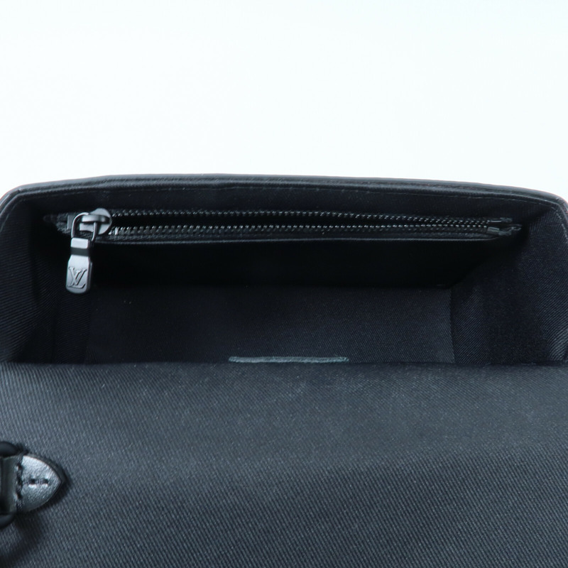 LOUIS VUITTON Monogram Eclipse Steamer Wearable Wallet肩背袋-4