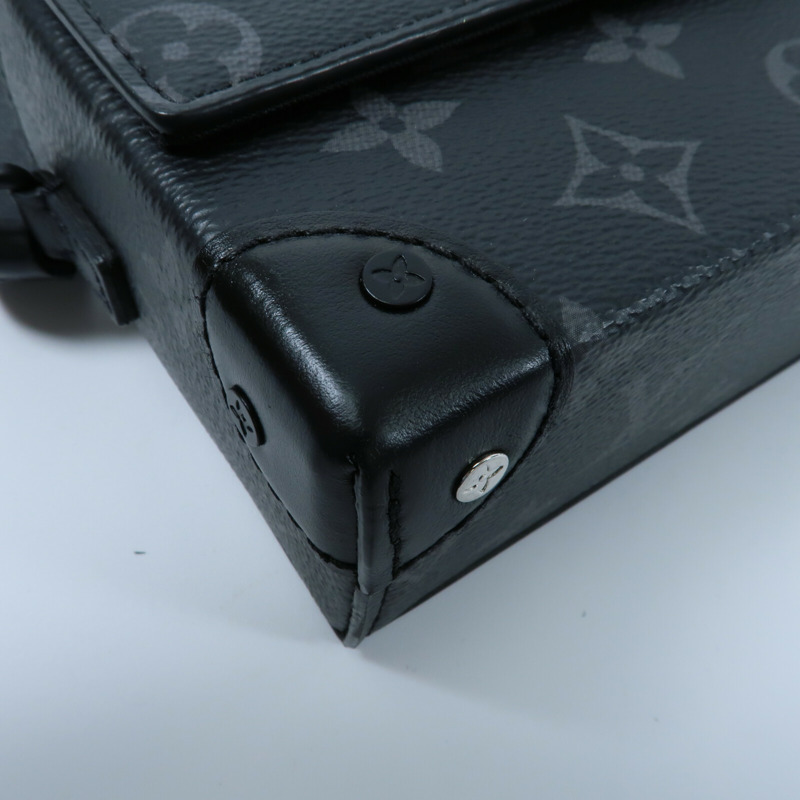 LOUIS VUITTON Monogram Eclipse Steamer Wearable Wallet肩背袋-8