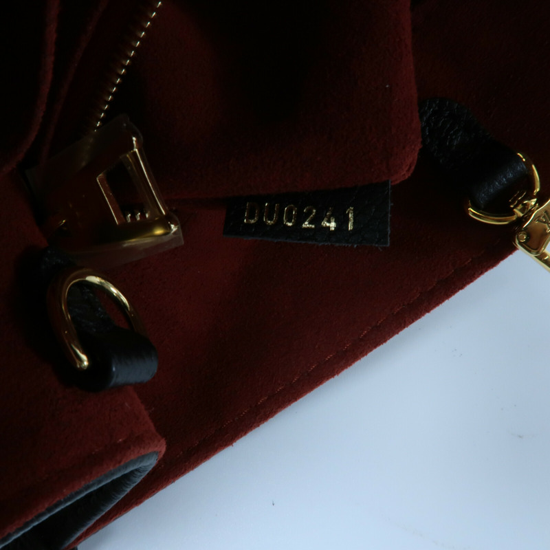 LOUIS VUITTON Monogram Empreinte On The Go PM手挽肩背兩用袋-6