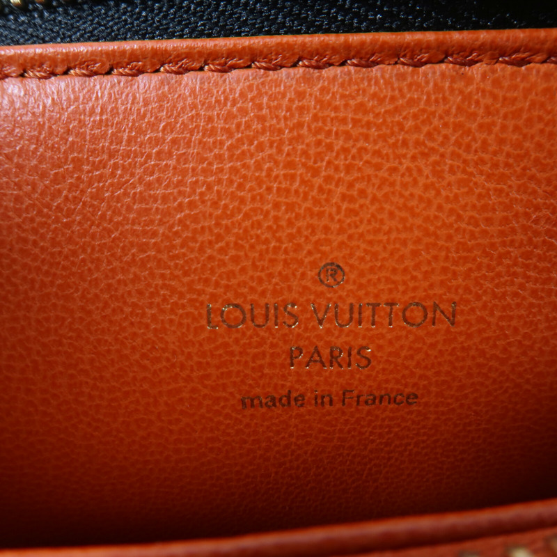 LOUIS VUITTON Monogram Embossed Coussin BB鏈帶手挽肩背兩用袋-5