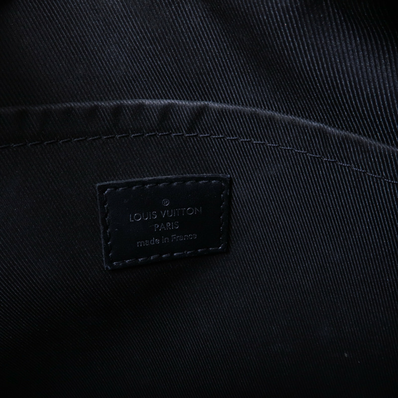 LOUIS VUITTON Monogram Eclipse Steamer肩背袋-5