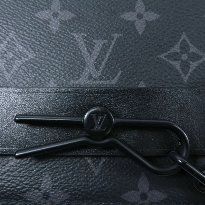 LOUIS VUITTON Monogram Eclipse Steamer肩背袋-6