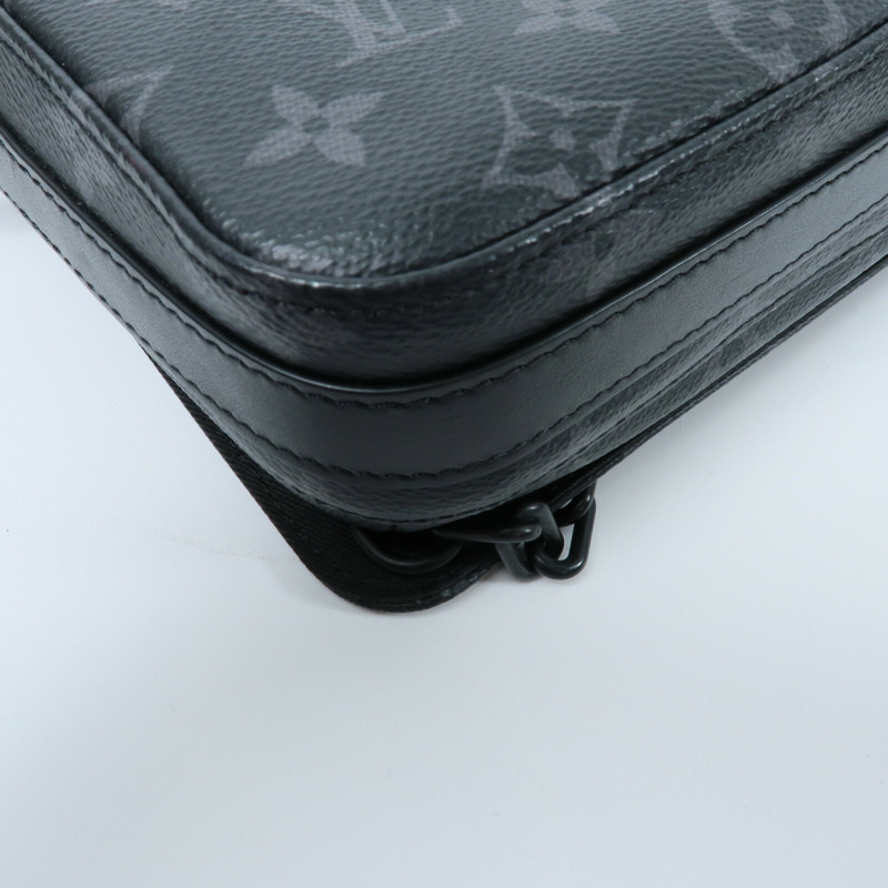 LOUIS VUITTON Monogram Eclipse Steamer肩背袋-11