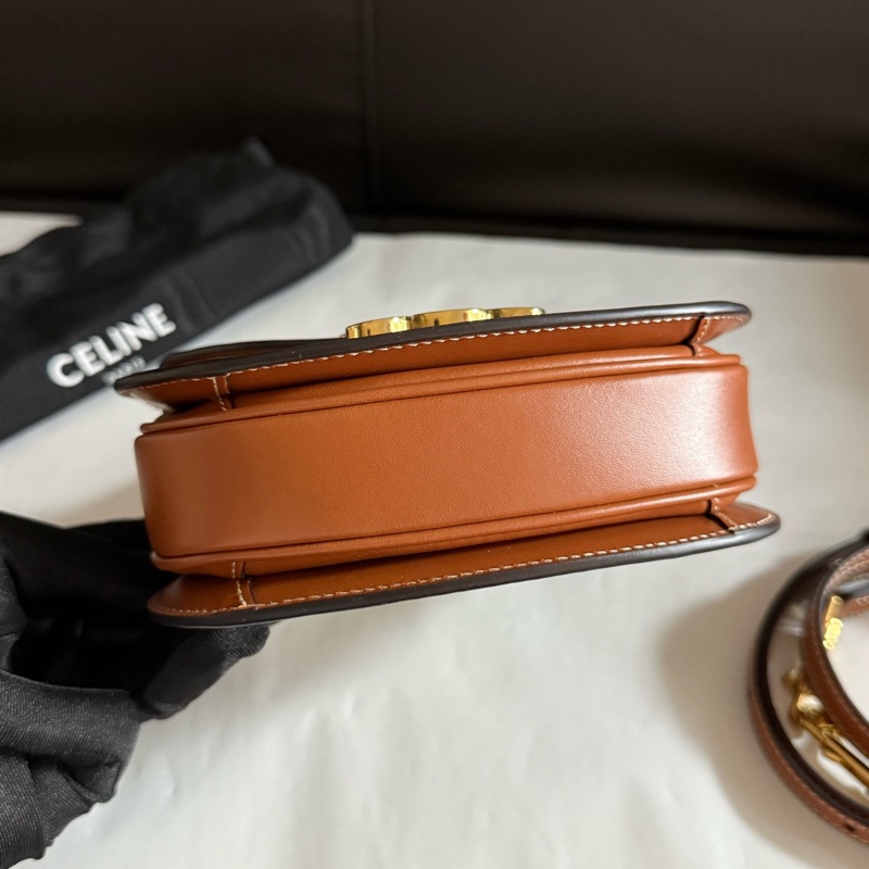 99新賽琳/Celine 老花白色凱旋門大logo手提單肩斜挎包 有塵袋 尺寸：15.5 x 11.5 x 5cm-4