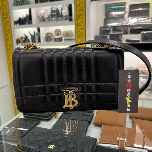 東區正精品㊣BURBERRY 8059509 LOLA 全新小款黑色羊皮全皮車線TB金釦金鍊帶釦式翻蓋斜背包 RA1681-0