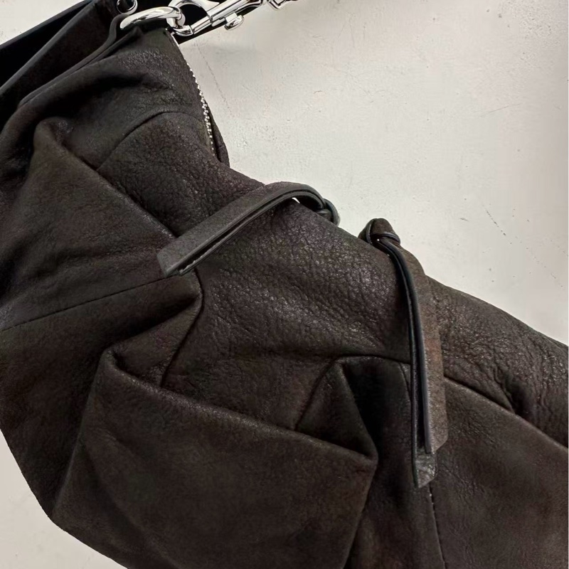 Vivienne Westwood 女士 拉鍊單肩包均碼碼-1