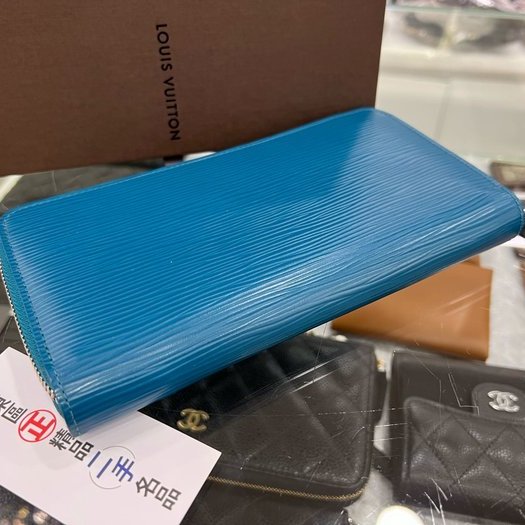 東區正精品㊣LOUIS VUITTON LV EPI M60311 藍綠色水波紋全皮銀釦ㄇ字拉鍊長夾 RZ3675-7