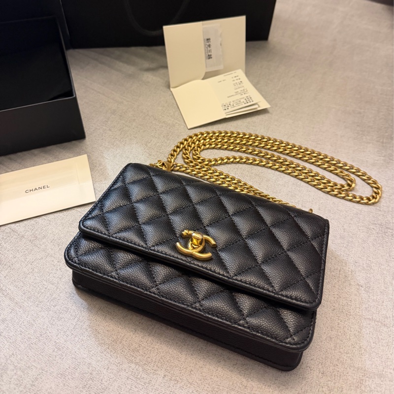 Chanel woc 荔枝牛皮愛心調節扣 金球黑色 便宜售-1