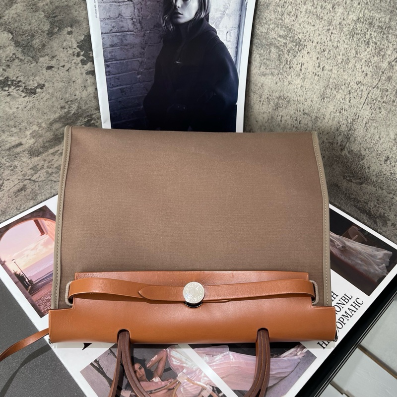 HERMES 愛馬仕 herbag zip 31 C刻烏木色 大象灰-2