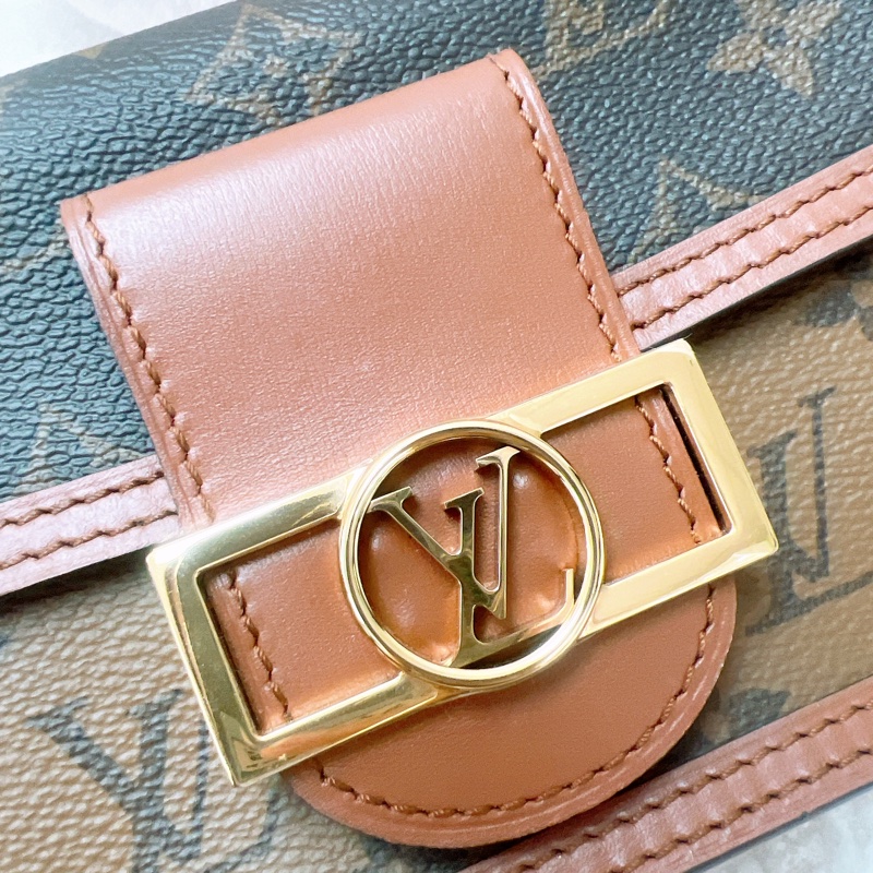 Lv dauphine woc 達芙妮鏈條包-1