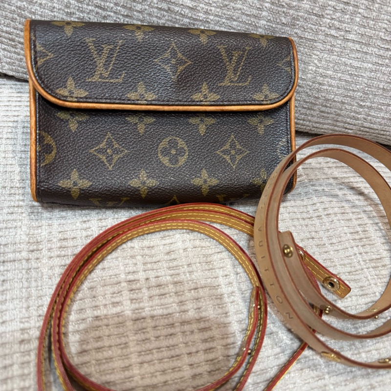 LV經典款 經典老花 小包 胸包 腰包 手拿包-9