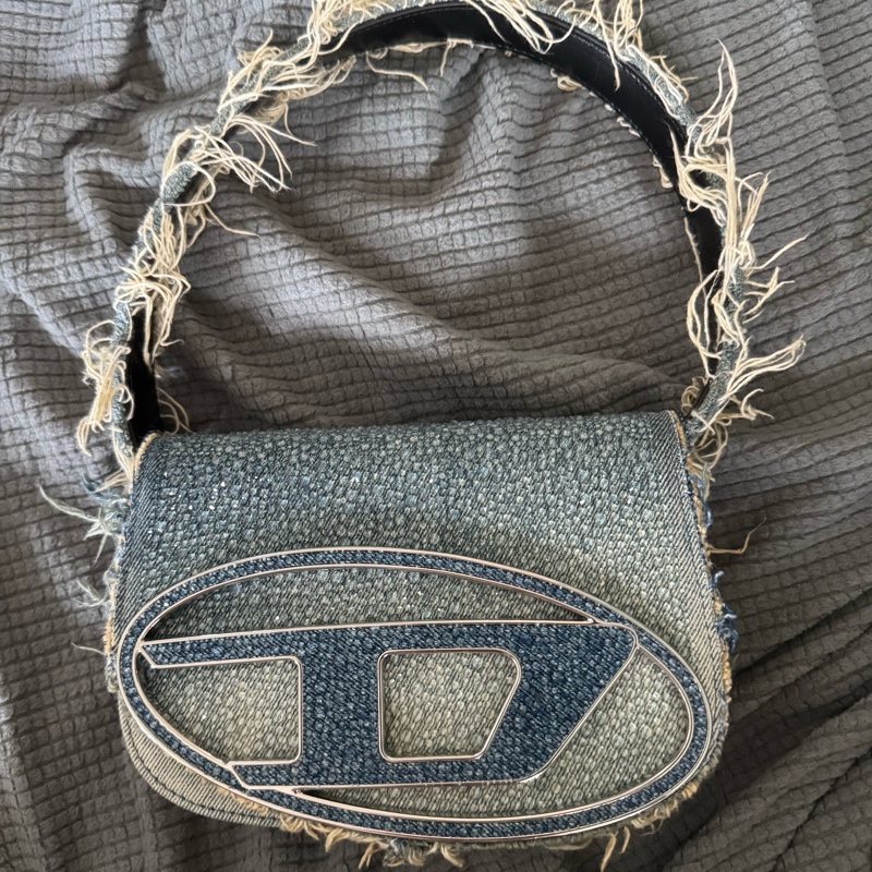 Diesel 牛仔斜背包-3