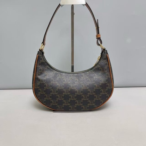 Celine賽琳Ava老花凱旋門腋下包尺寸25×12 附件：🈚