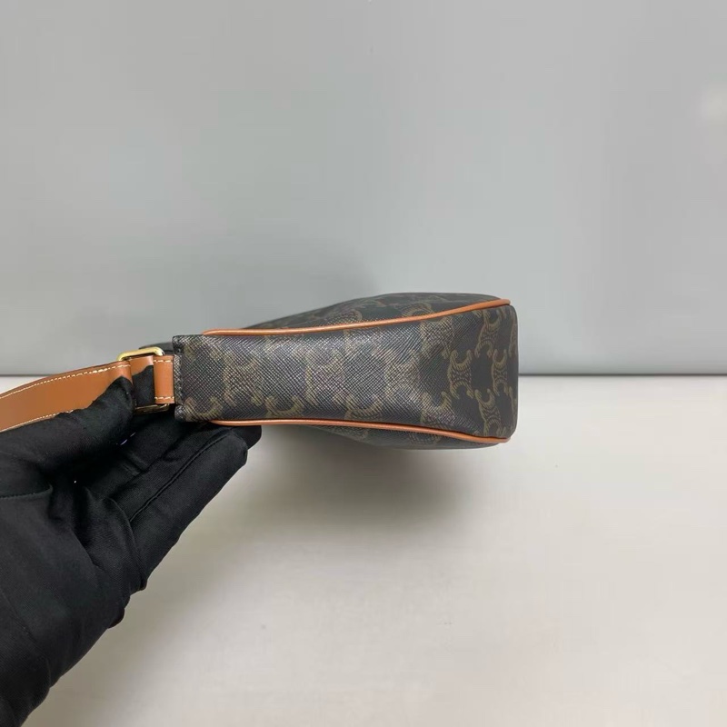 Celine賽琳Ava老花凱旋門腋下包尺寸25×12 附件：🈚-4