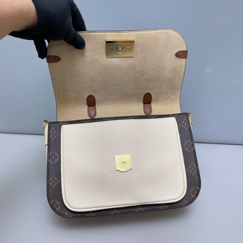 LV路易威登Vaugirard老花拼白郵差包尺寸26×20 附件肩帶 塵袋 。-7