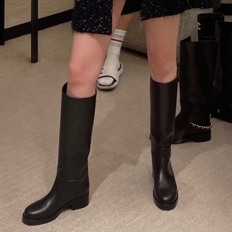 Chanel靴子