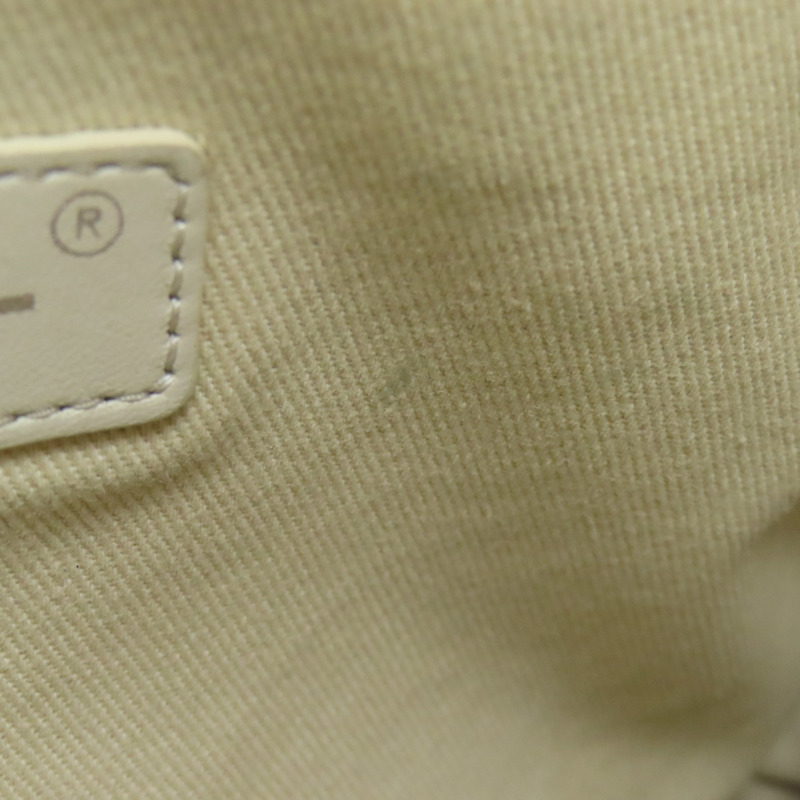 香奈兒 Matelassé 2-Way 手提包，銀色五金配件，小牛皮，女士。-8