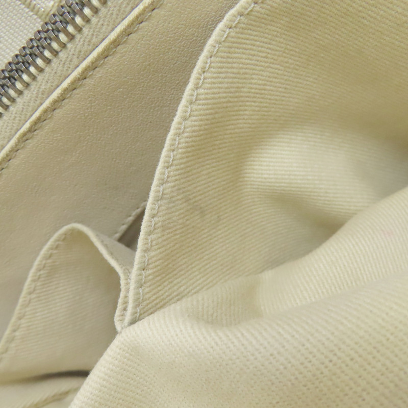 香奈兒 Matelassé 2-Way 手提包，銀色五金配件，小牛皮，女士。-12