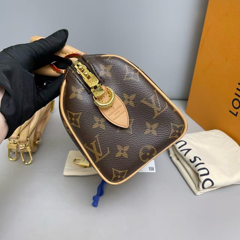 Louis Vuitton路易威登SPEEDY20 老花奶茶色肩帶枕頭包 芯片尺寸20×15 附件 肩帶 鎖頭鑰匙 塵袋 。-3