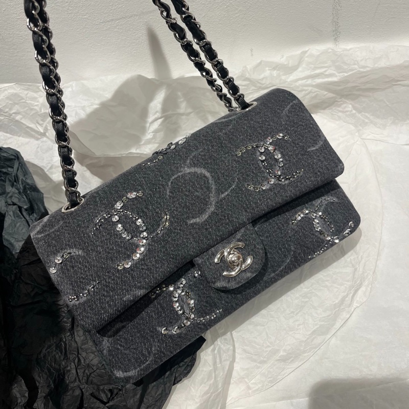 Chanel • 稀有23b 亮片水鑽牛仔刺繡 Cf 25 中號 全新全配台灣購證✔️ 全網唯一-4