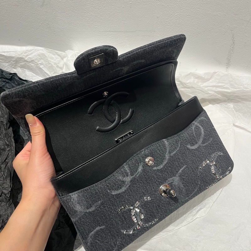 Chanel • 稀有23b 亮片水鑽牛仔刺繡 Cf 25 中號 全新全配台灣購證✔️ 全網唯一-8