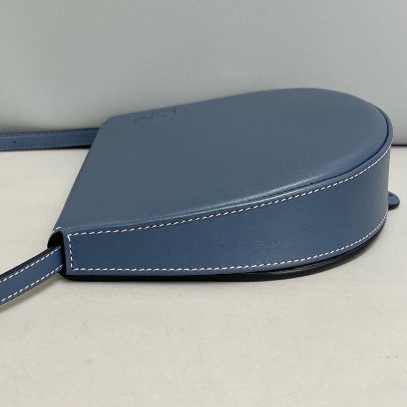 Loewe羅意威Heel霧霾藍全皮馬鞍包 尺寸18×15 附件：原肩帶。-3