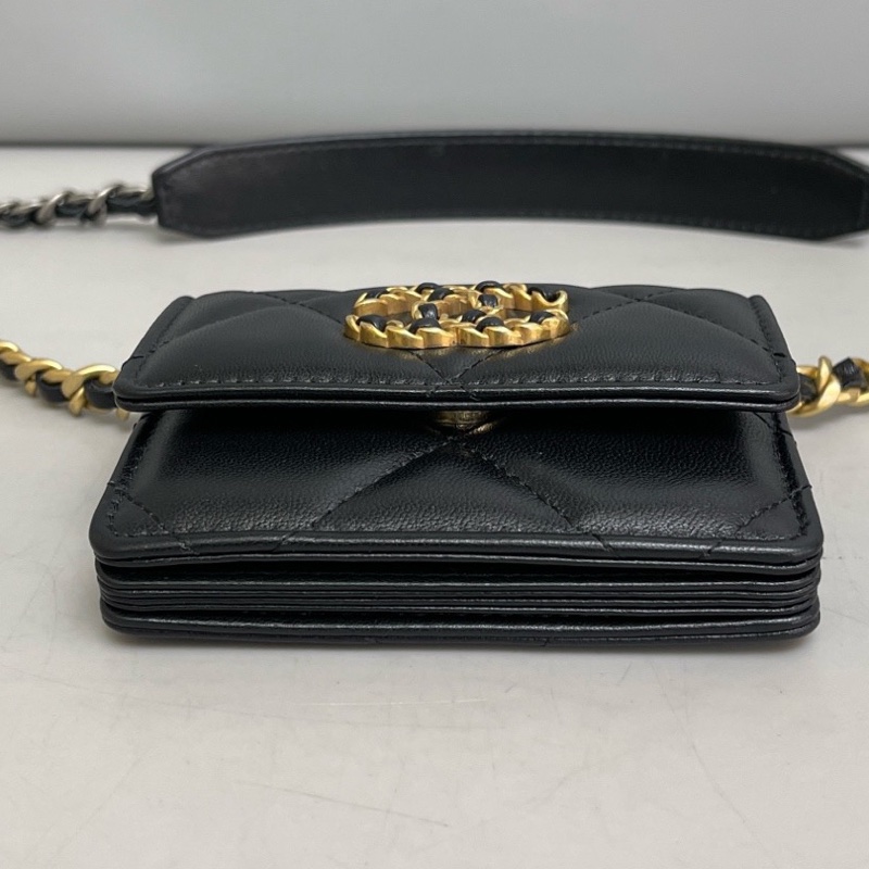 Chanel香奈兒19bag迷你黑金全皮鏈條包，尺寸10×8 鐳射31 附件卡-4