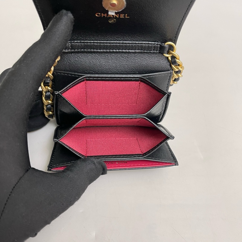 Chanel香奈兒19bag迷你黑金全皮鏈條包，尺寸10×8 鐳射31 附件卡-8