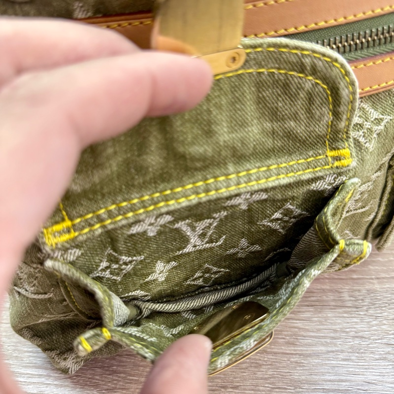 LV M95213 Baggy PM 稀有限量抹茶綠單寧牛仔曼哈頓釦肩背包-15