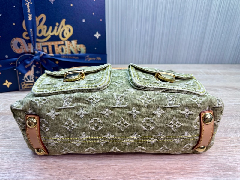 LV M95213 Baggy PM 稀有限量抹茶綠單寧牛仔曼哈頓釦肩背包-20