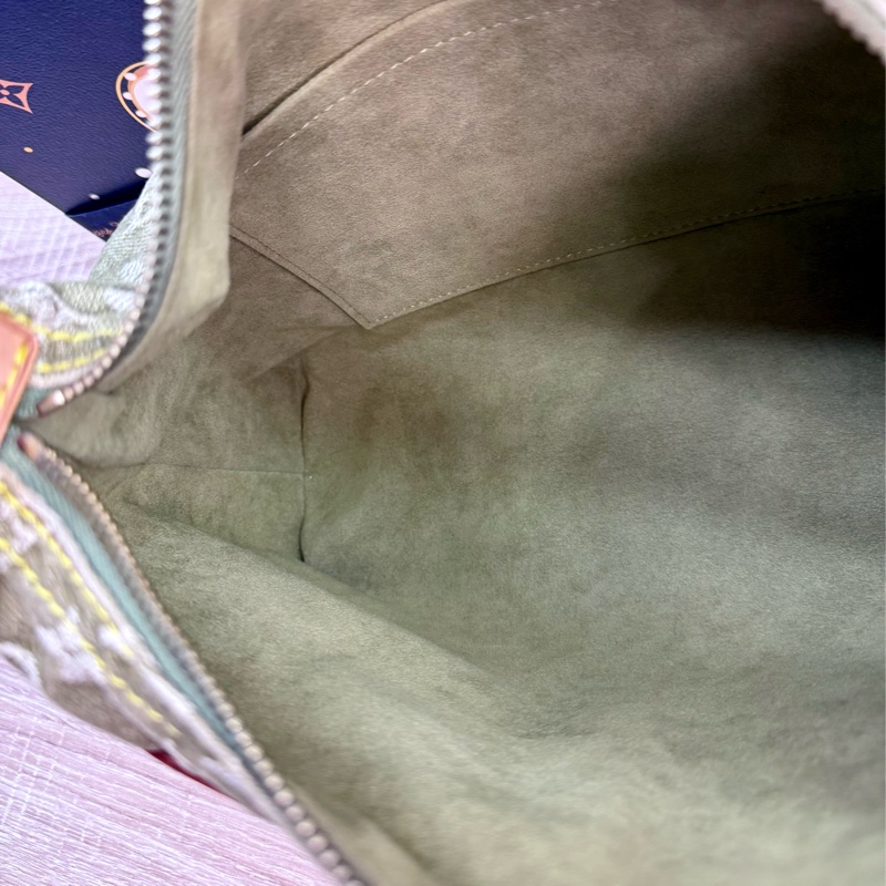 LV M95213 Baggy PM 稀有限量抹茶綠單寧牛仔曼哈頓釦肩背包-28