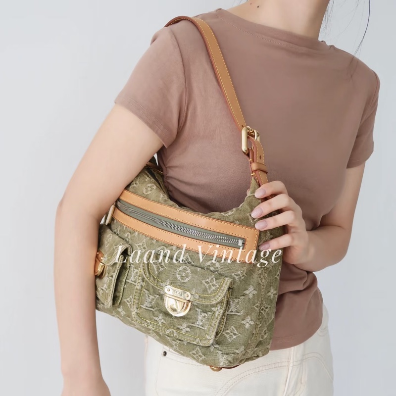 LV M95213 Baggy PM 稀有限量抹茶綠單寧牛仔曼哈頓釦肩背包-35