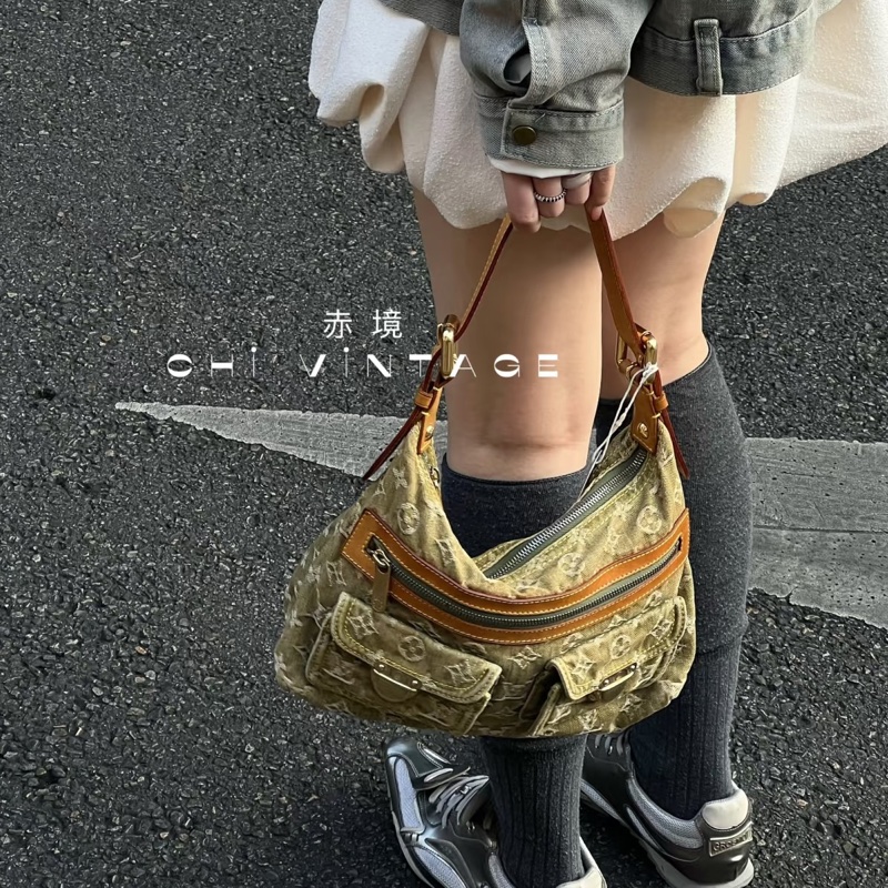 LV M95213 Baggy PM 稀有限量抹茶綠單寧牛仔曼哈頓釦肩背包-37