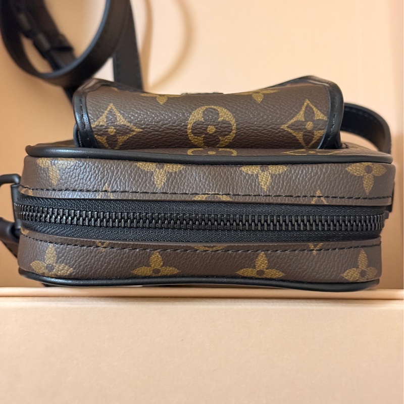 【近全新】Louis Vuitton Deauville Mini（M45528）-4