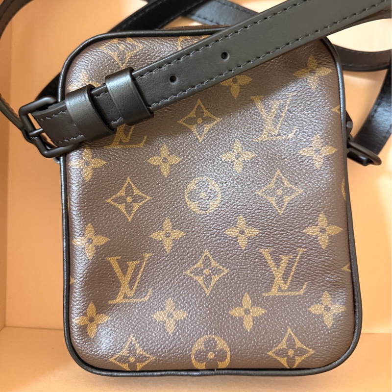【近全新】Louis Vuitton Deauville Mini（M45528）-6